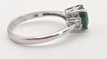Load image into Gallery viewer, 2491 Vintage 18ct White Gold Chrome Diopside Natural Diamonds Dress Ring
