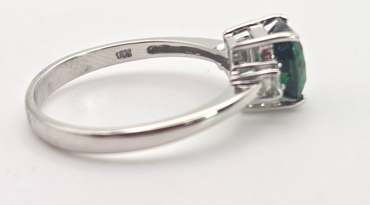 2491 Vintage 18ct White Gold Chrome Diopside Natural Diamonds Dress Ring