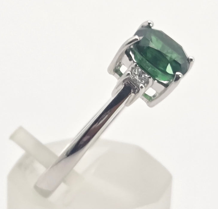 2491 Vintage 18ct White Gold Chrome Diopside Natural Diamonds Dress Ring