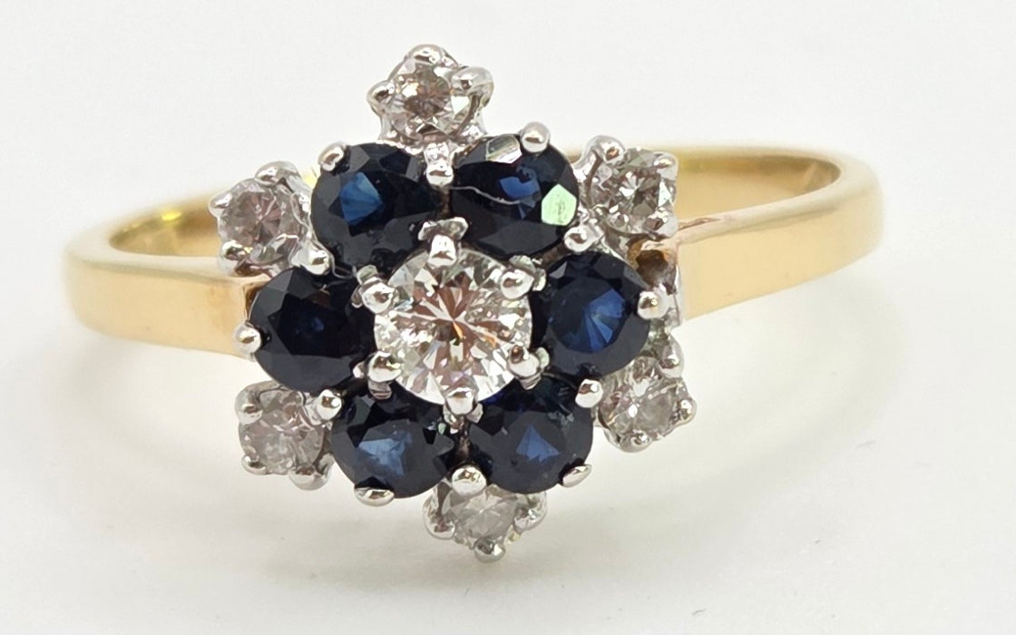 2445 Vintage: 18ct French Blue Sapphires Natural Sparkling Diamonds Flower Head Ring