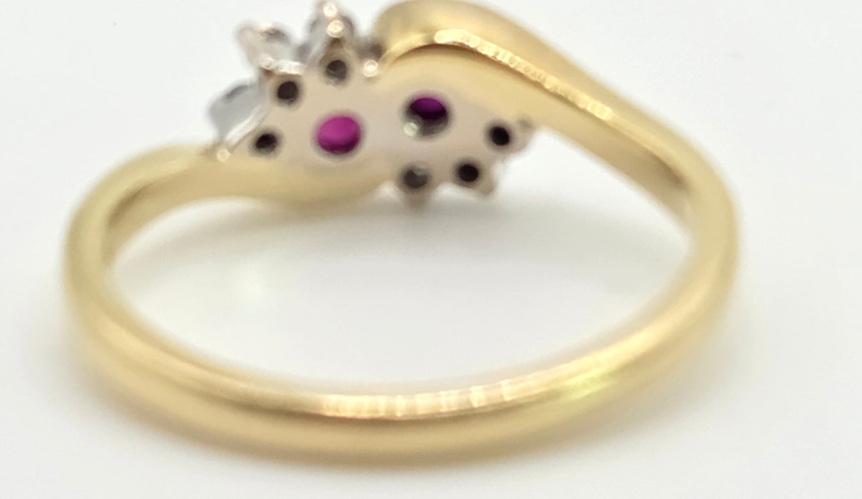 2446 Vintage: 18ct Gold Rubies Natural Diamonds Dress Ring