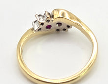 Cargar imagen en el visor de la galería, 2446 Vintage: 18ct Gold Rubies Natural Diamonds Dress Ring
