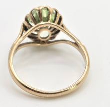 Load image into Gallery viewer, 2453 Vintage: 9ct Gold Faceted Cut Mint Green Amethyst Ring- From 1975
