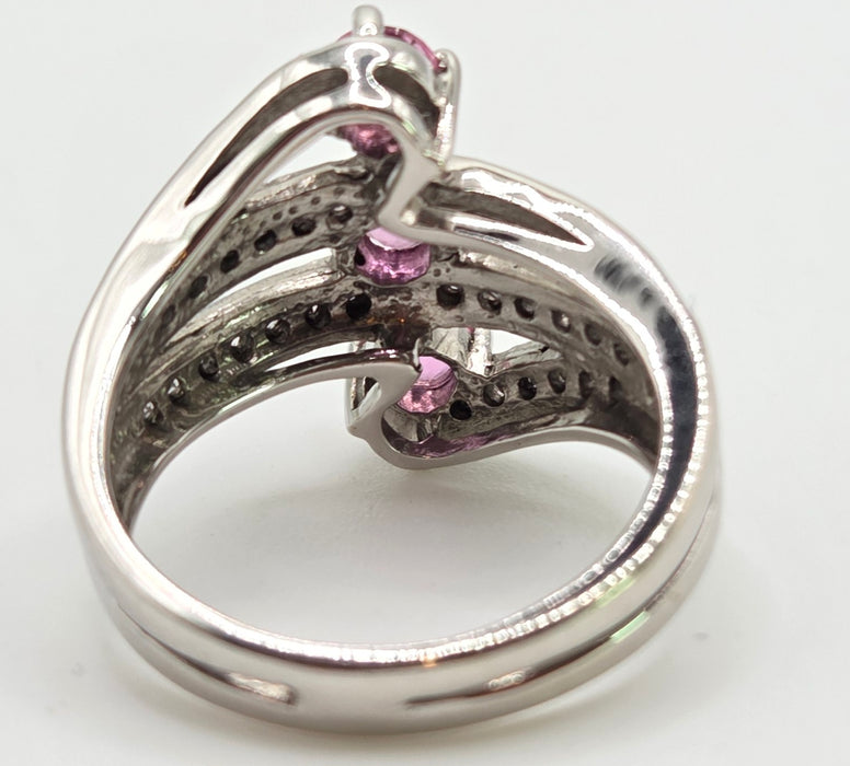 2505 Vintage: 9ct White Gold Pink & White Sapphires Statement Ring
