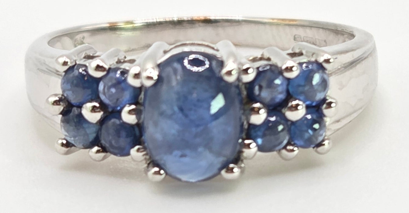 2513 Vintage: 9ct White Gold 9 Blue Sapphires Cluster Ring