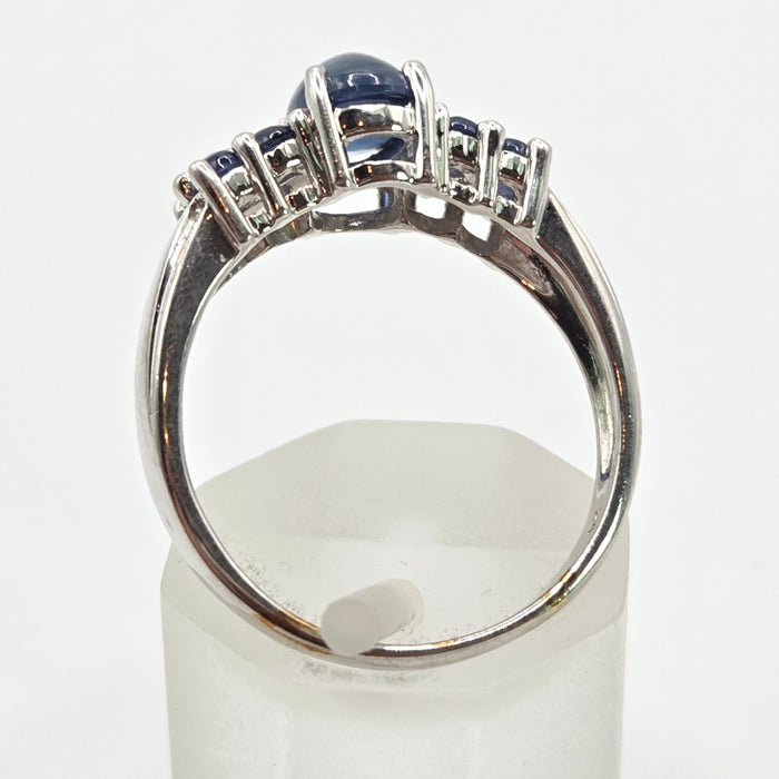 2513 Vintage: 9ct White Gold 9 Blue Sapphires Cluster Ring