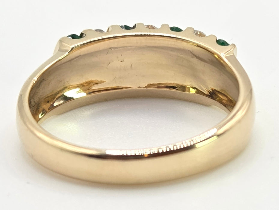 Vintage: 18ct Gold Emerald & Diamond Seven Row Half Hoop Ring