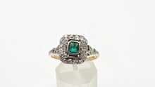 Cargar imagen en el visor de la galería, 7138 Vintage: Art Deco 18ct Gold Platinum Emerald 34 Natural Diamonds Panel Ring
