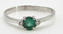 Load image into Gallery viewer, 8286 Vintage: Petite 18ct White Gold Emerald &amp; Diamonds 3 Stone Ring
