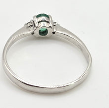 Load image into Gallery viewer, 8286 Vintage: Petite 18ct White Gold Emerald &amp; Diamonds 3 Stone Ring
