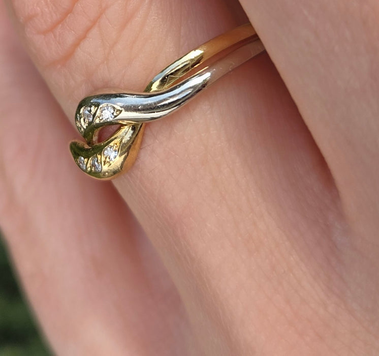 2294 Vintage: 18ct Mixed Gold Natural Diamonds Crossover/ Stacker Ring