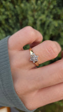 Cargar imagen en el visor de la galería, 2264 Vintage: Petite 9ct Gold  Natural Diamonds Star Cluster Ring
