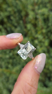 2399 Vintage: 9ct White Gold Pale Green Amethyst 12 Natural Diamonds Cocktail Ring