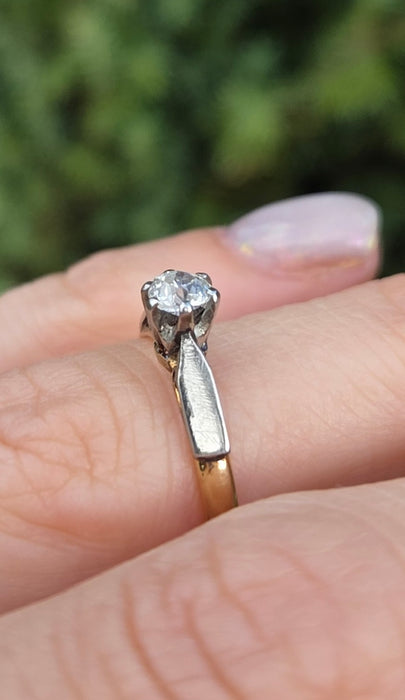 6207 Antique: 18ct Gold Platinum Set Old European cut Diamond Solitary (0.20ct)