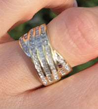 Cargar imagen en el visor de la galería, 2059 Vintage; 9ct  Gold Tiered Natural Diamonds Sparkling Statement Ring
