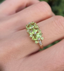 2272 Vintage: 9ct Gold Peridots Natural Diamonds Cluster Ring