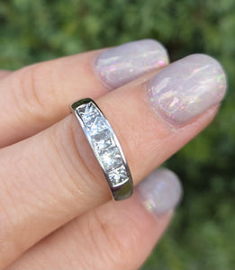 1932 18ct White Gold Natural Diamonds (0.8ct) Channel Set Ring