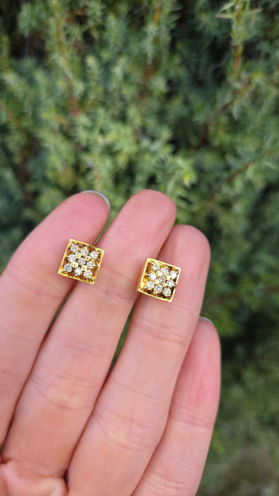 2377 18ct Gold 18 Natural Diamonds (0.45ct) Geometric Set Earrings