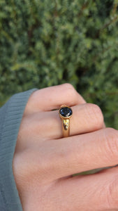 6258 Vintage: 9ct Gold Black Diamond White Diamonds Signet Ring