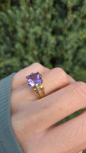 Load image into Gallery viewer, 1267 Vintage: 9ct Gold Princess Cut Lilac Amethyst Topaz Cocktail Ring
