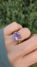 Load image into Gallery viewer, 1267 Vintage: 9ct Gold Princess Cut Lilac Amethyst Topaz Cocktail Ring

