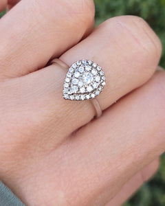 2375 Vintage: 18ct White Gold 32 Natural Diamonds (0.5ct) Ring