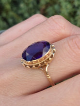 Load image into Gallery viewer, 6267 Vintage: 9ct Gold Rich Purple Amethyst Solitaire-From 1974
