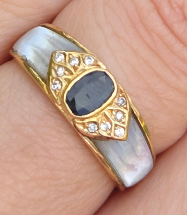 1669 Vintage: 18ct Gold Blue Sapphire. Mother of Pearl Natural Diamonds Ring