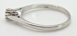 2416: Vintage 9ct White Gold Round Full Cut Diamond Solitaire