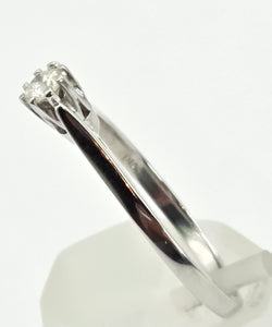 2416: Vintage 9ct White Gold Round Full Cut Diamond Solitaire