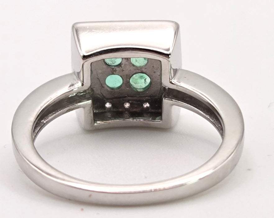 6420- Vintage: 14ct White Gold Emeralds Diamonds Art Deco Style Panel Ring
