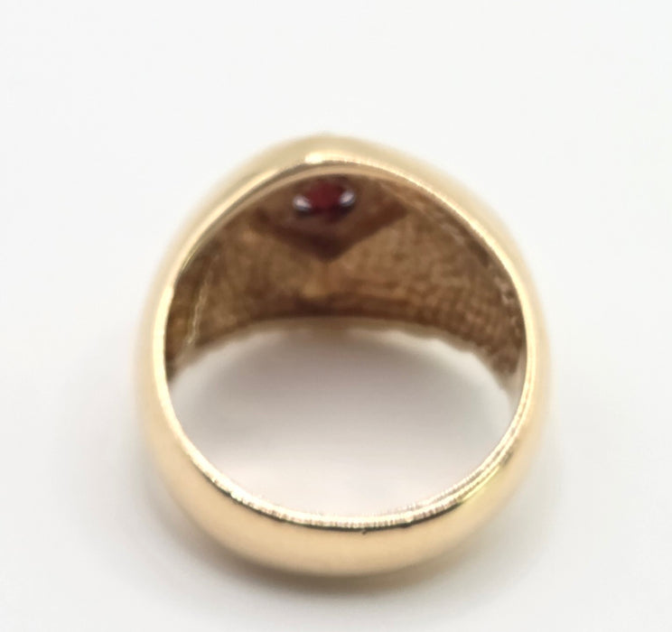 2504- Vintage: Heavy 9ct Gold Ornate Garnet Signet Ring- From 1975