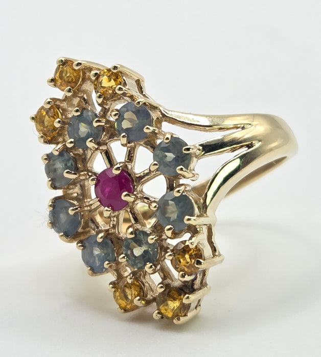 2506- Vintage: 9ct Gold Green & Yellow Sapphires Ruby Openwork Cocktail Ring