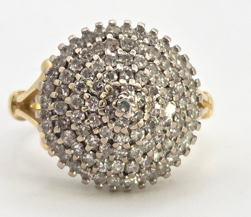 2560: Vintage 18ct Gold Natural Diamonds (1.25ct) Tiered Cluster Ring