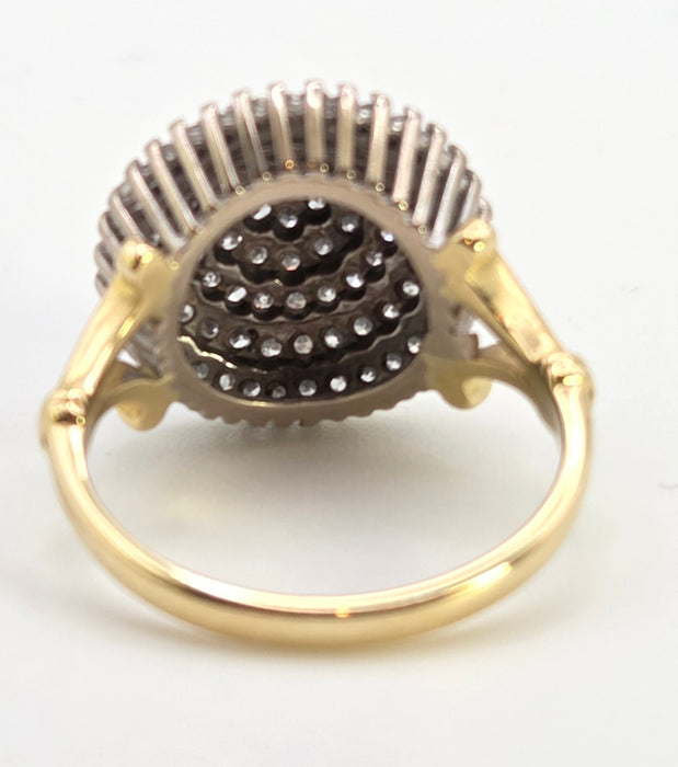 2560: Vintage 18ct Gold Natural Diamonds (1.25ct) Tiered Cluster Ring