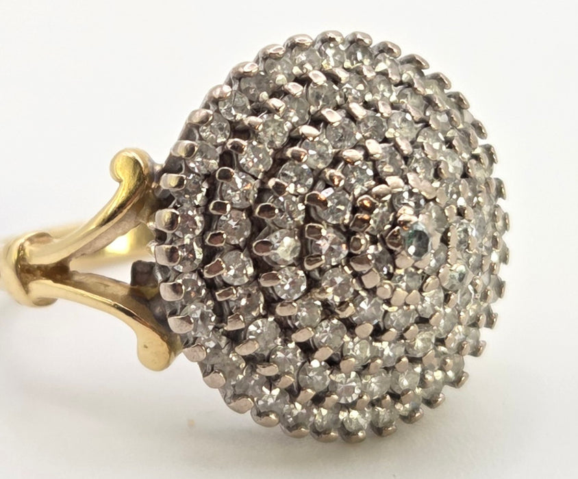 2560: Vintage 18ct Gold Natural Diamonds (1.25ct) Tiered Cluster Ring