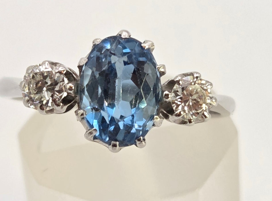 2467- Vintage Rare 18ct White Gold Platinum Aquamarine Diamonds 3-Stone Straight Ring