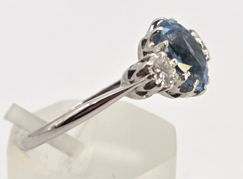 2467- Vintage Rare 18ct White Gold Platinum Aquamarine Diamonds 3-Stone Straight Ring
