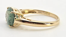 Cargar imagen en el visor de la galería, 2495: Vintage 14ct Gold Rare Oval  Faceted Green Garnet Solitaire
