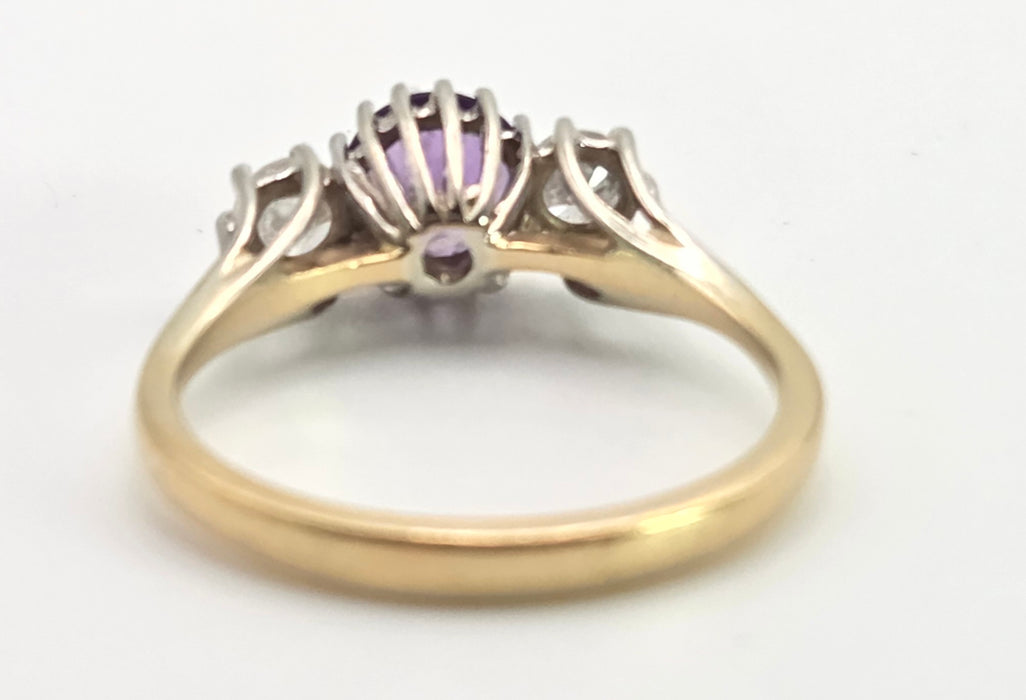 2496: Vintage Exquisite 18ct Gold Amethyst Twin Round Full Cut Diamonds