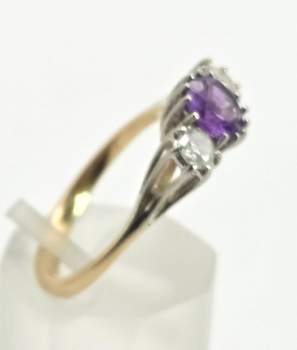 2496: Vintage Exquisite 18ct Gold Amethyst Twin Round Full Cut Diamonds