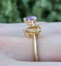 Load image into Gallery viewer, 0612: Vintage 9ct Gold Pear Cut Purple Padparadscha Sapphire (1.09ct) Solitaire Ring
