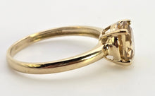 Load image into Gallery viewer, 2417: Vintage 9ct Gold Round Cut Yellow Citrine Solitaire

