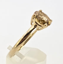 Load image into Gallery viewer, 2417: Vintage 9ct Gold Round Cut Yellow Citrine Solitaire
