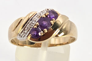 2449 Vintage 9ct Gold Amethyst Diamonds Dress Ring