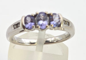 2457: Vintage: 9ct White Gold Violet Blue Tanzanites Natural Diamonds Dress/Stacker Ring