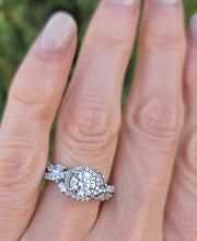 Load image into Gallery viewer, 2418: Platinum Exceptional 1ct Central Diamond (GIA CERT) Ring - D Colour- The finest
