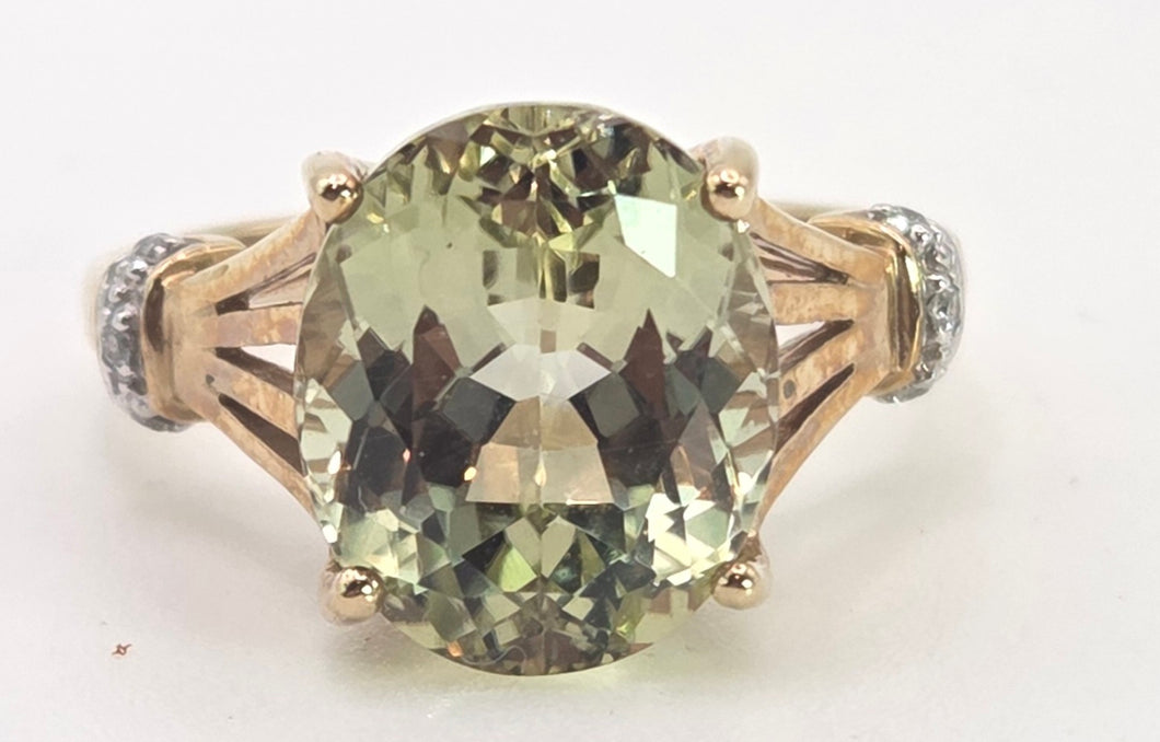 2482 Vintage 9ct Gold Large Mint Green Topaz Diamonds Cocktail Ring