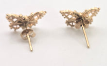 Load image into Gallery viewer, 2529- Vintage 9ct Gold Openwork Butterfly Stud Earrings
