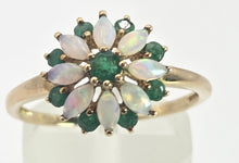 Load image into Gallery viewer, 2546- Vintage: 9ct Gold 9 Emeralds 8 White Opals Daisy Flower Head Ring
